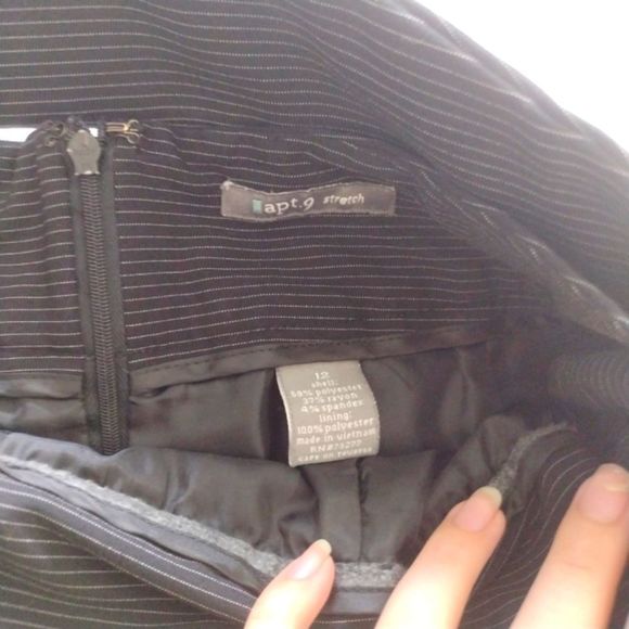 Apt. 9 black and white micro striped professional pencil skirt with belt size 12 - Picture 3 of 7